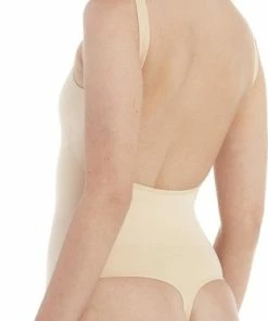 MAGIC Bodyfashion Low Back Body Latte Vrouwen - Maat L -lingerie-dames-badmode Winkel 317x840 2