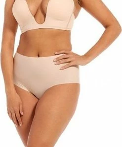 MAGIC Bodyfashion Dream Invisibles Slip (2-Pack) Latte Vrouwen - Maat XXL 23 MAGIC Bodyfashion Dream Invisibles Slip (2-Pack) Latte Vrouwen - Maat XXL -lingerie-dames-badmode Winkel 333x840