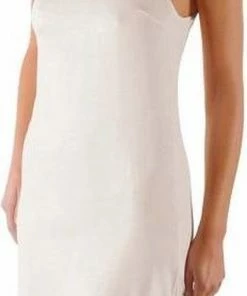 Nina Von C Onderjurk 90CM Spaghetti Bandje - 40 - Beige -lingerie-dames-badmode Winkel 389x840 2