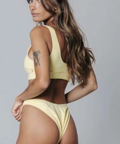 Colourful Rebel Mette Terry Bikini Top Geel Dames - Slim Fit - Polyamide - M -lingerie-dames-badmode Winkel 460x840 2