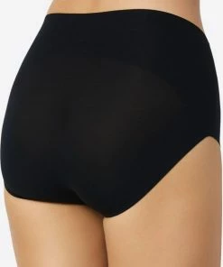 Spanx Undie-Tectable Slip - Zwart - M 16 Spanx Undie-Tectable Slip - Zwart - M -lingerie-dames-badmode Winkel 508x840