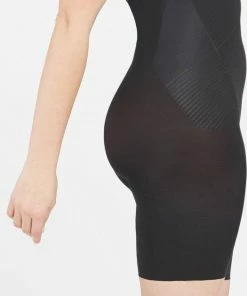 Spanx 10233R Thinstincts 2.0 High Waisted Mid Short -lingerie-dames-badmode Winkel 525x840 3