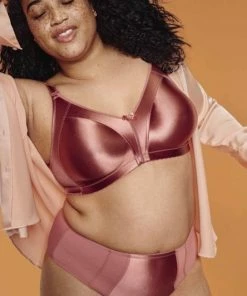 Naturana Minimizer BH Maat 95D Sun Kissed -lingerie-dames-badmode Winkel 544x840 2