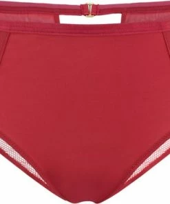 Sapph Scarlet Short