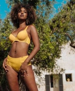 SAPPH - Diana Voorgevormde T-Shirt BH - Maat 75B - Geel - Met Beugel - Dames 14 SAPPH - Diana Voorgevormde T-Shirt BH - Maat 75B - Geel - Met Beugel - Dames -lingerie-dames-badmode Winkel 550x412 10