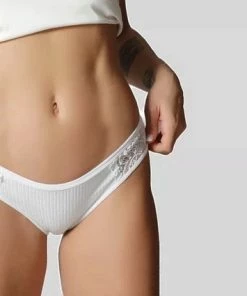 Merkloos Katoenen Dames String Met Sexy En Delicate Kant Op De Taille - Black & White Thong - Sexy Lingerie - Hoge Kwaliteit Katoenen Slip - Dames Ondergoed - Maat L -lingerie-dames-badmode Winkel 550x426