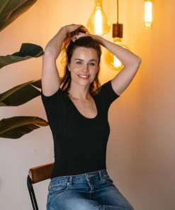 Anti Zweet Shirt - Fibershirts® - Ingenaaide Okselpads - Ondershirt - Zwart - Ronde Hals - Dames - Maat L -lingerie-dames-badmode Winkel 550x550 213