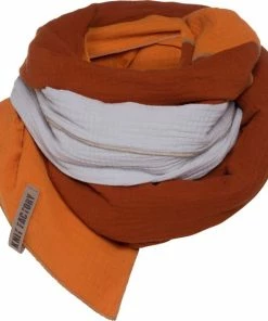 Knit Factory Fay Pareo - XL Sjaal - Stranddoek - Terra/Roest - 100% Biologisch Katoen -lingerie-dames-badmode Winkel 550x557 1