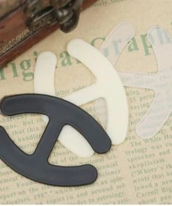 Merkloos BH Clips | 15-pack | 3 Kleuren -lingerie-dames-badmode Winkel 550x562