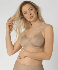 Triumph Essential Minimizer WX Beha - Smooth Skin - Maat F75 15 Triumph Essential Minimizer WX Beha - Smooth Skin - Maat F75 -lingerie-dames-badmode Winkel 550x595