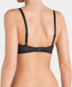 Triumph Amourette Spotlight WHP X Beha - Zwart - Maat D85 -lingerie-dames-badmode Winkel 550x674 2