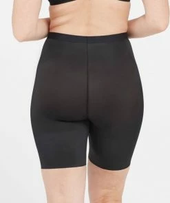 Spanx Thinstincts 2.0 Mid Thigh Short - Zwart- Maat S 19 Spanx Thinstincts 2.0 Mid Thigh Short - Zwart- Maat S -lingerie-dames-badmode Winkel 550x715