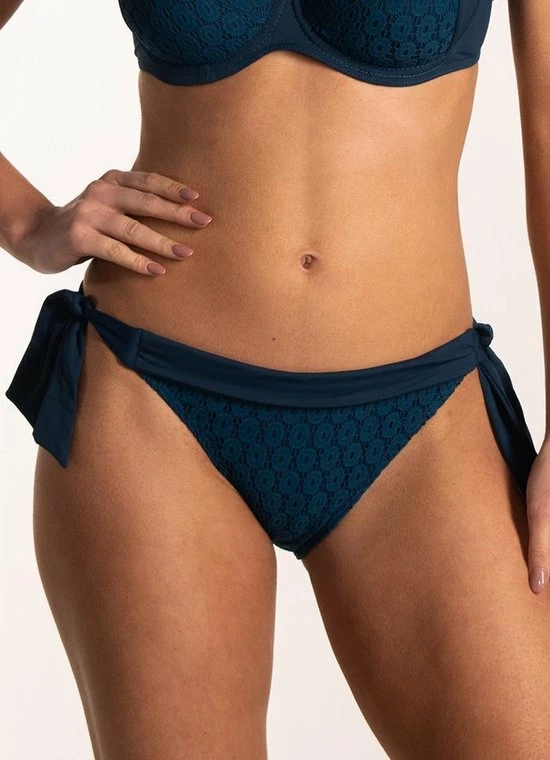 CYELL Endless Laag Bikinibroekje Blauw Maat 40 (L) 4 CYELL Endless Laag Bikinibroekje Blauw Maat 40 (L) - Afbeelding 4