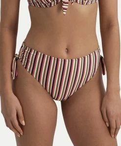 CYELL Sassy Stripe Hoog Bikinibroekje Meerkleurig, Roze, Groen Maat 44 (XXL) 8 CYELL Sassy Stripe Hoog Bikinibroekje Meerkleurig, Roze, Groen Maat 44 (XXL) -lingerie-dames-badmode Winkel 550x760 9