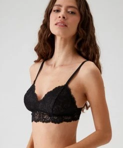 Viuma Milano Viuma Vrouw Zwart 690061 Kanten Beha Opgevuld Bh Zonder Beugel Dagelijks Comfort Hoogwaardig Kwaliteit 6 Viuma Milano Viuma Vrouw Zwart 690061 Kanten Beha Opgevuld Bh Zonder Beugel Dagelijks Comfort Hoogwaardig Kwaliteit -lingerie-dames-badmode Winkel 550x825 107