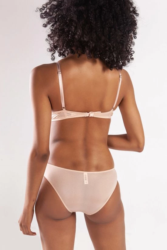 Merkloos Gracia Dames Lingerie Voorgevormde Push-up BH - POEDER - Maat 80C 6 Merkloos Gracia Dames Lingerie Voorgevormde Push-up BH - POEDER - Maat 80C - Afbeelding 6