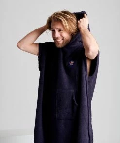Merkloos Ponchy - Surf Poncho - Handdoek Poncho - Azul Oscuro - Maat Groot - Uniseks - Katoen 12 Merkloos Ponchy - Surf Poncho - Handdoek Poncho - Azul Oscuro - Maat Groot - Uniseks - Katoen -lingerie-dames-badmode Winkel 550x825 57