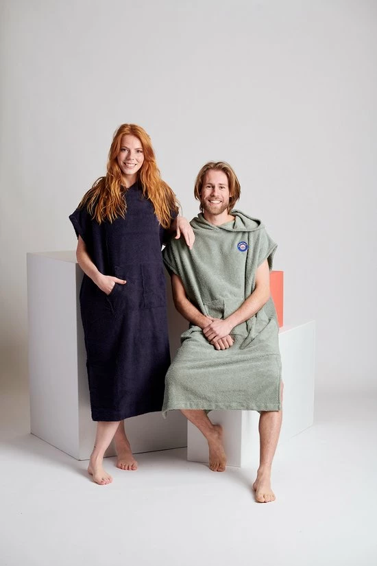 Merkloos Ponchy - Surf Poncho - Handdoek Poncho - Azul Oscuro - Maat Groot - Uniseks - Katoen 10 Merkloos Ponchy - Surf Poncho - Handdoek Poncho - Azul Oscuro - Maat Groot - Uniseks - Katoen - Afbeelding 10