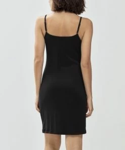 Mey Dames BodyDress Onderjurkje Emotion 55205 12 Mey Dames BodyDress Onderjurkje Emotion 55205 -lingerie-dames-badmode Winkel 550x825 80