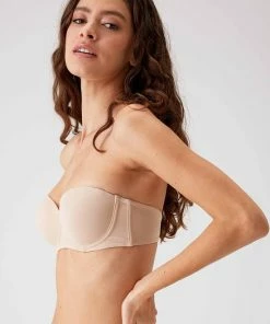 Viuma Milano Viuma Vrouw Beige 602061 Strapless Beha Bh Zonder Beugel Dagelijks Comfort Hoogwaardig Kwaliteit 7 Viuma Milano Viuma Vrouw Beige 602061 Strapless Beha Bh Zonder Beugel Dagelijks Comfort Hoogwaardig Kwaliteit -lingerie-dames-badmode Winkel 550x825 85